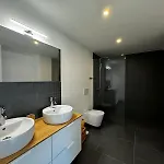 Luz Vila Villa *